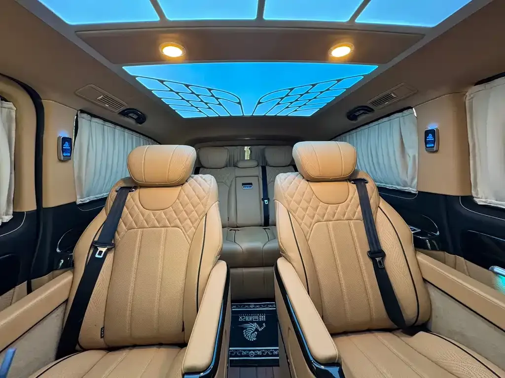 Mercedes-Benz Vito 2023 из CN, фото 6