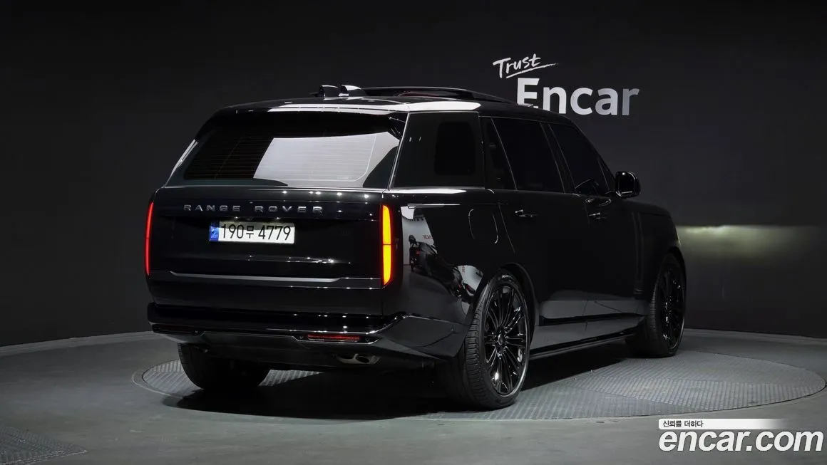 Land Rover Range Rover 2024 из KR, фото 2