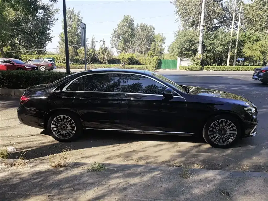 Mercedes-Benz E-Class 2023 из CN, фото 7