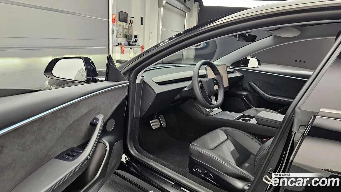 Tesla Model 3 2024 из KR, фото 10
