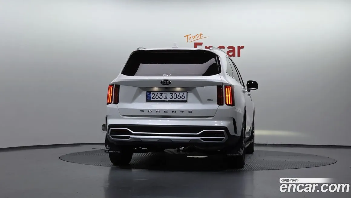 Kia Sorento — фото 4