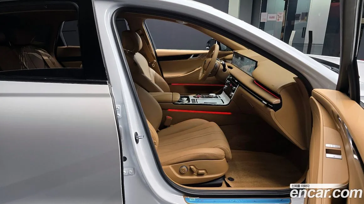 Genesis G80 — фото 10