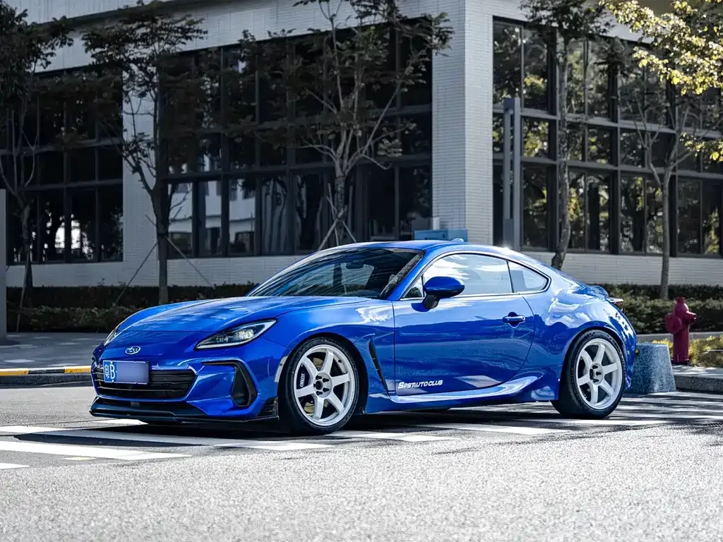 Subaru BRZ 2023 из CN, фото 1