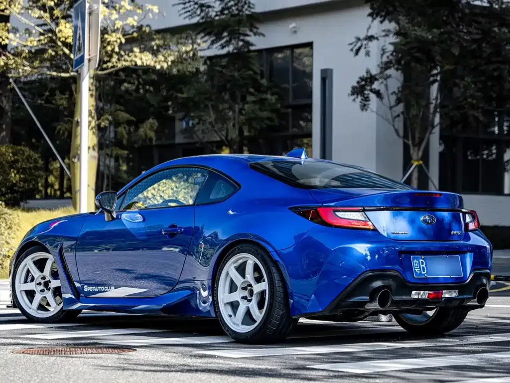 Subaru BRZ 2023 из CN, фото 3