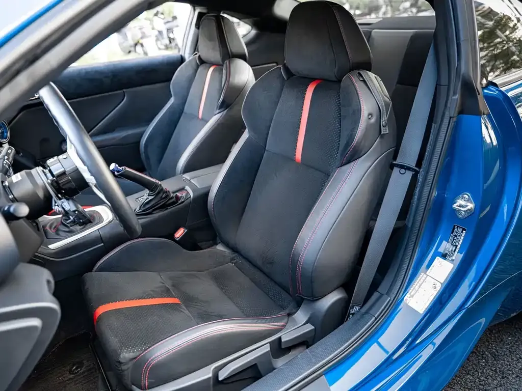 Subaru BRZ 2023 из CN, фото 5