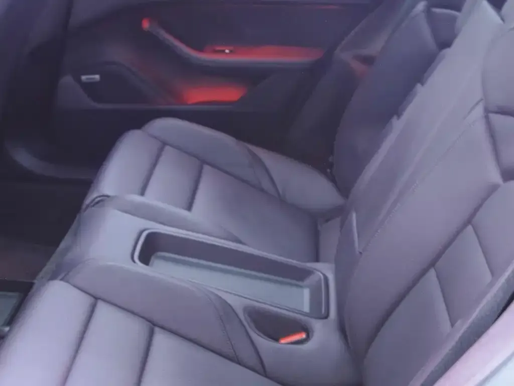 Porsche Taycan 2021 из CN, фото 10