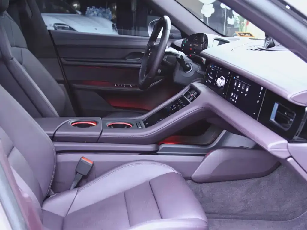 Porsche Taycan 2021 из CN, фото 8