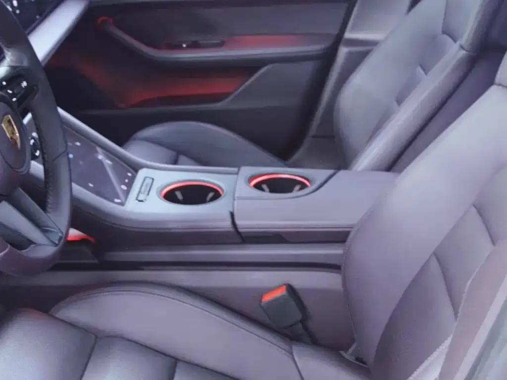 Porsche Taycan 2021 из CN, фото 9