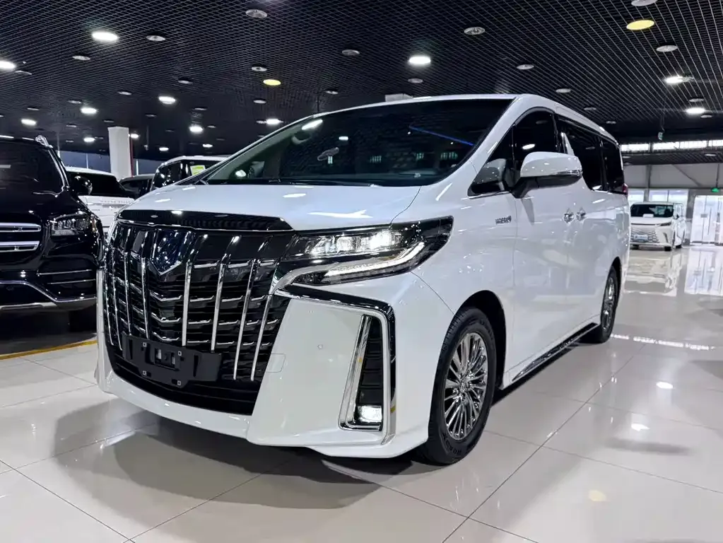 Toyota Alphard 2022 из CN, фото 1