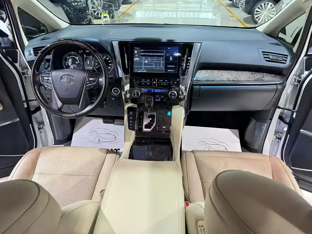 Toyota Alphard 2022 из CN, фото 4