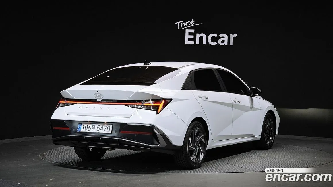Hyundai AVANTE — фото 2