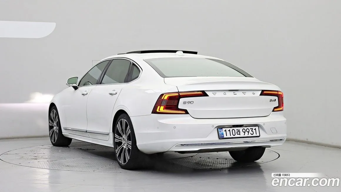Volvo S90 — фото 4