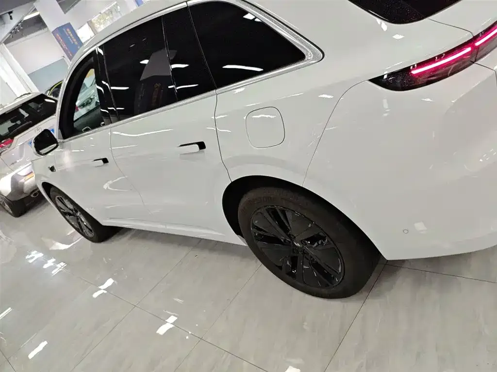 Li Auto L6 2024 из CN, фото 4