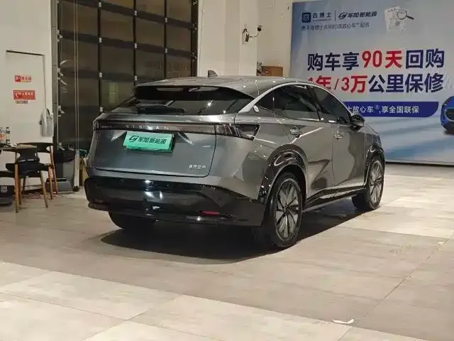 Nissan Ariya 2023 из CN, фото 6