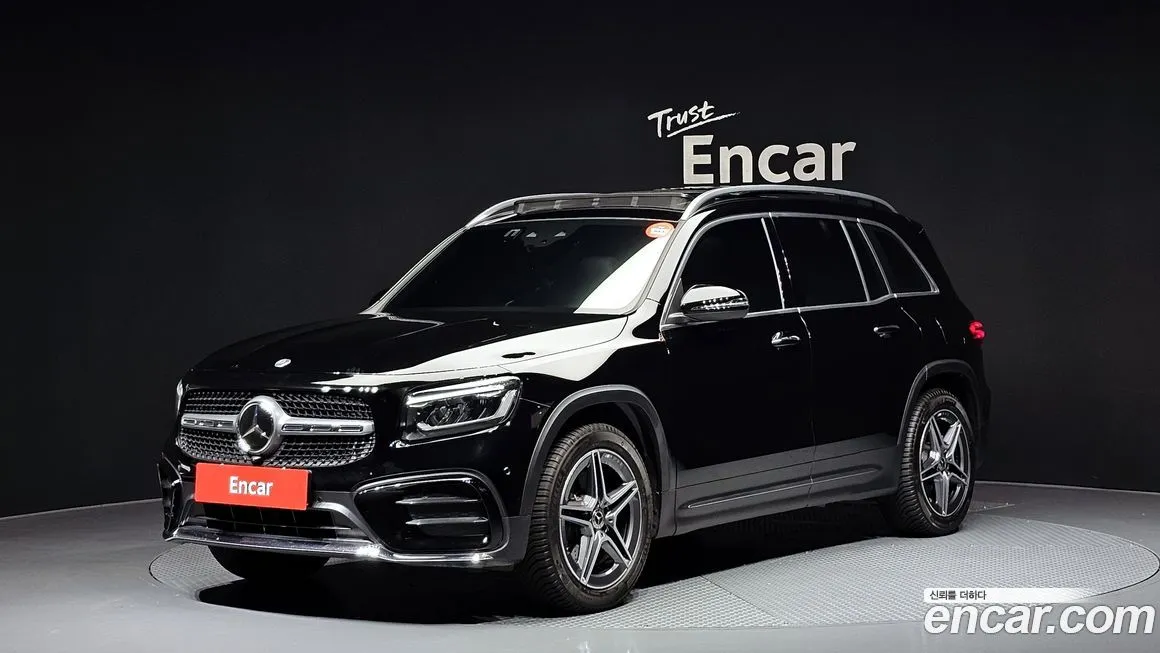 Mercedes-Benz GLB-Class — фото 1