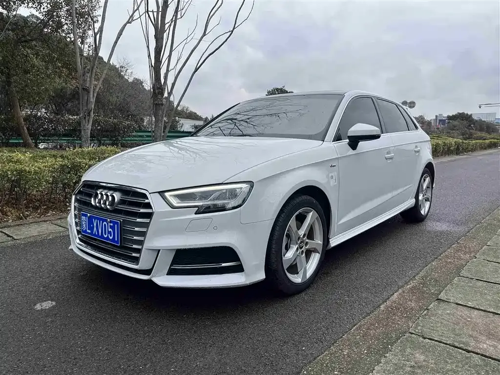 Audi A3 2021 из CN, фото 1