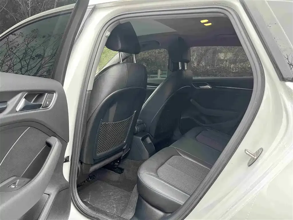 Audi A3 2021 из CN, фото 7