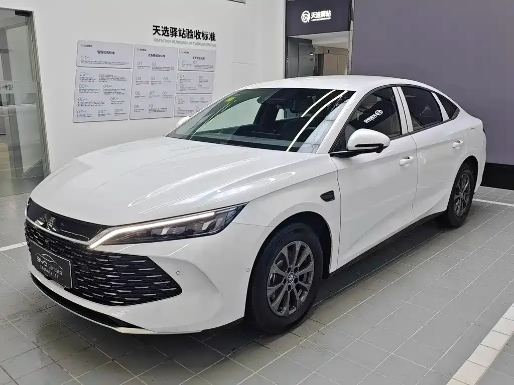 BYD Qin L — фото 1