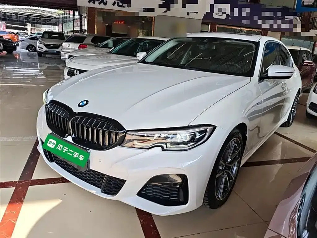 BMW 3 Series 2021 из CN, фото 2
