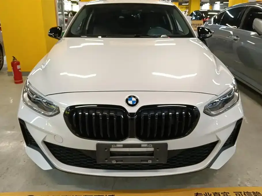 BMW 1 Series 2021 из CN, фото 2