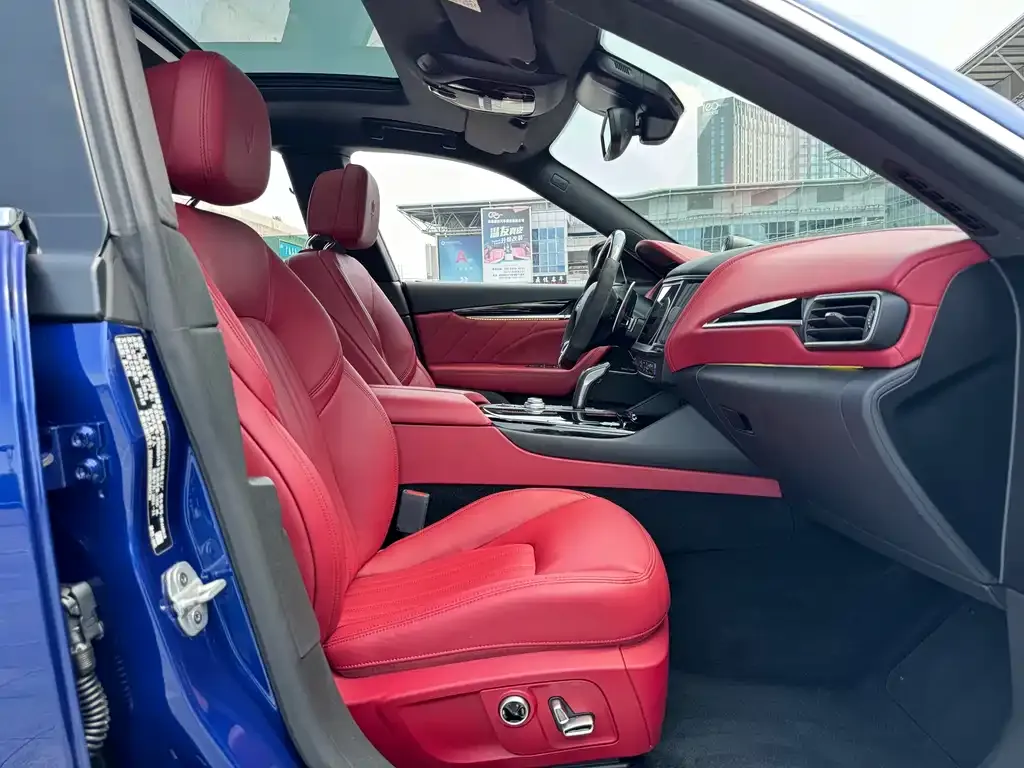 Maserati Levante 2022 из CN, фото 7