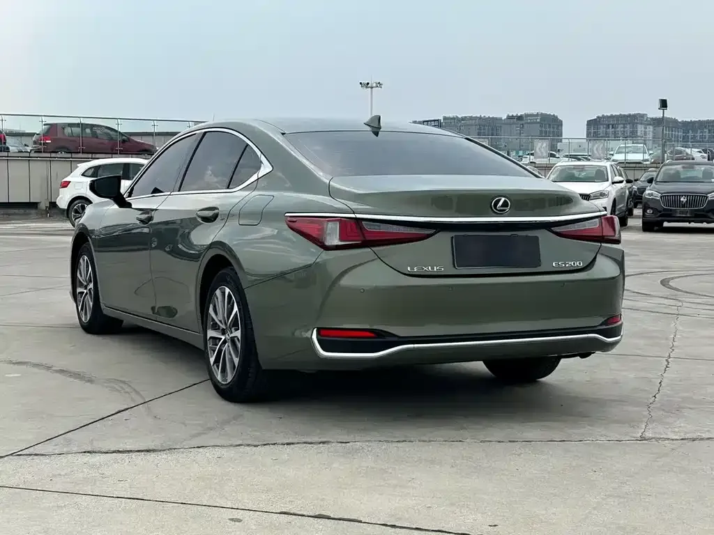 Lexus ES 2023 из CN, фото 4