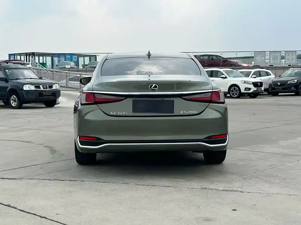 Lexus ES 2023 из CN, фото 5