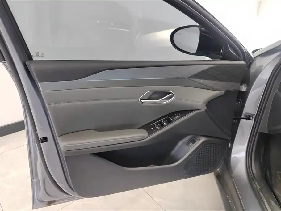 BYD Qin L 2025 из CN, фото 7