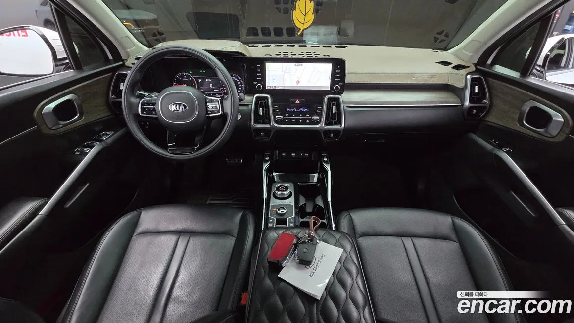 Kia Sorento — фото 7