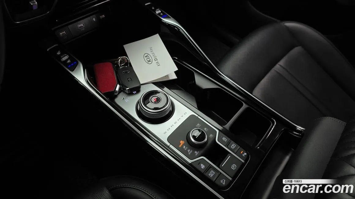 Kia Sorento — фото 9