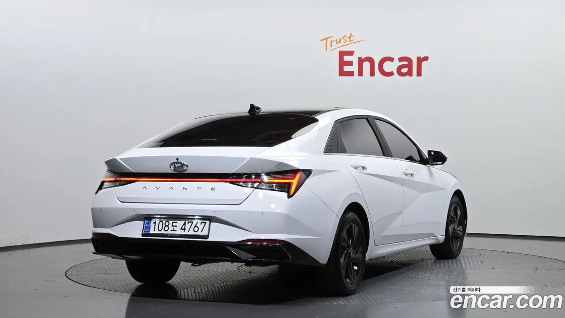 Hyundai AVANTE — фото 2
