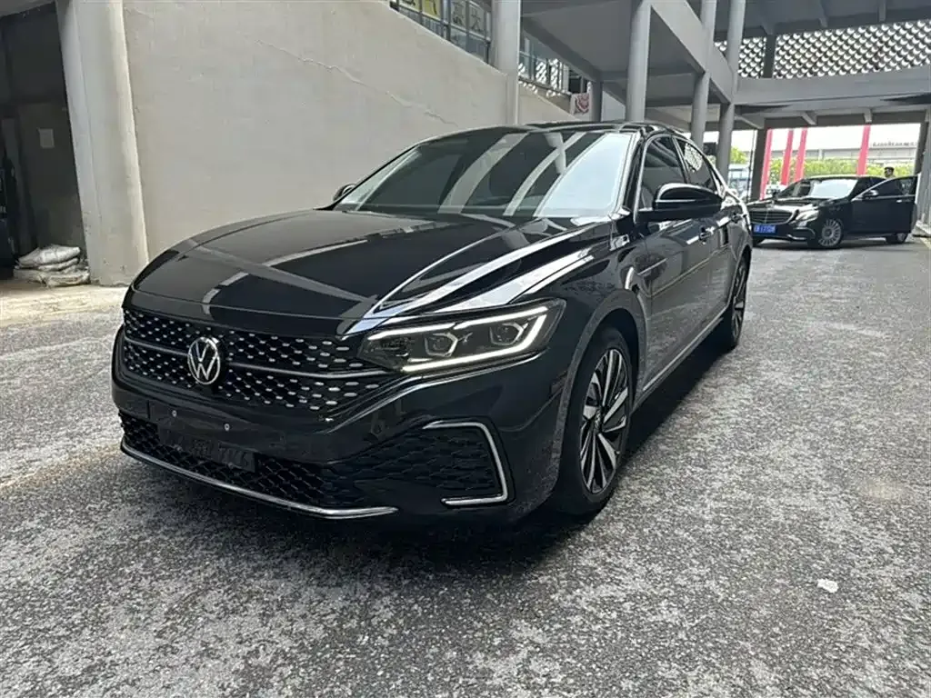 Volkswagen Passat 2022 из CN, фото 2