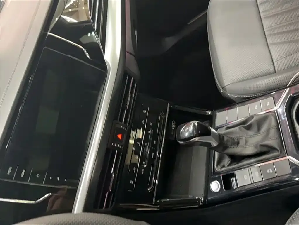Volkswagen Passat 2022 из CN, фото 6