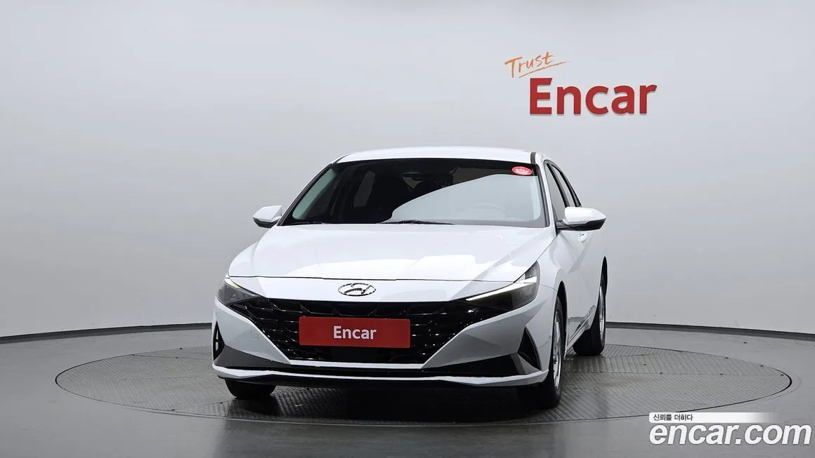 Hyundai AVANTE — фото 3