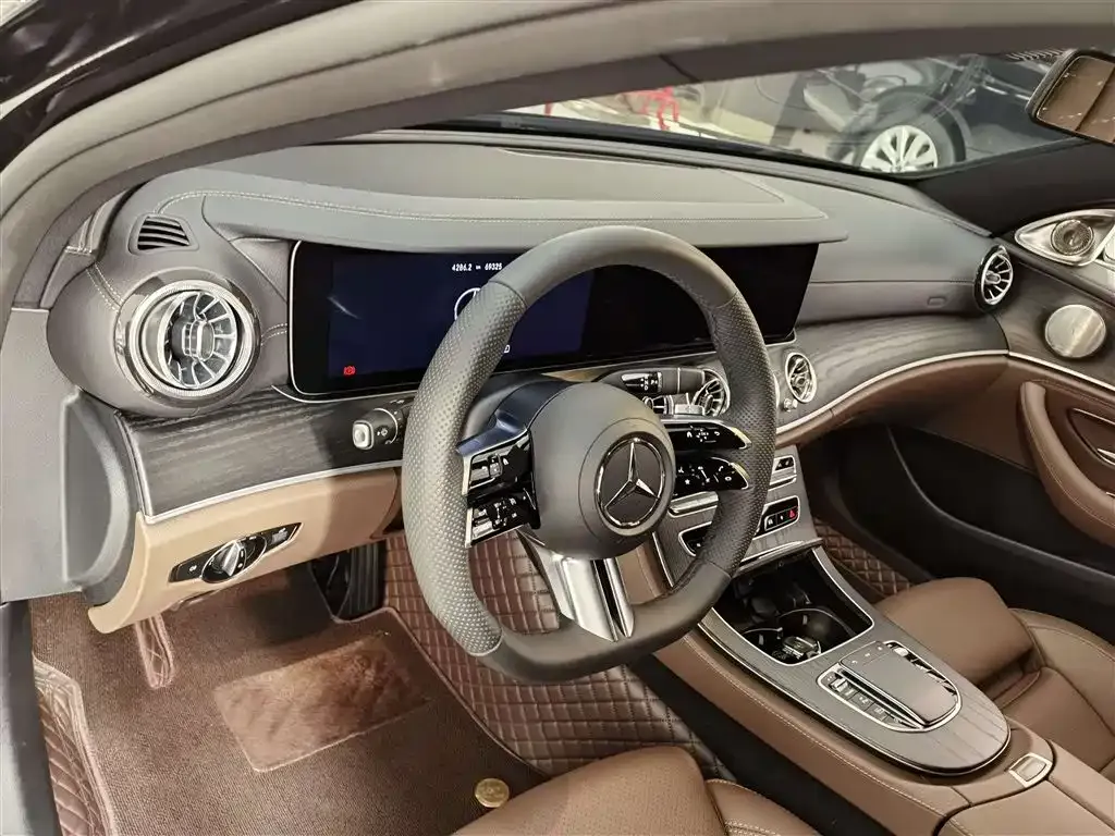Mercedes-Benz E-Class 2023 из CN, фото 9