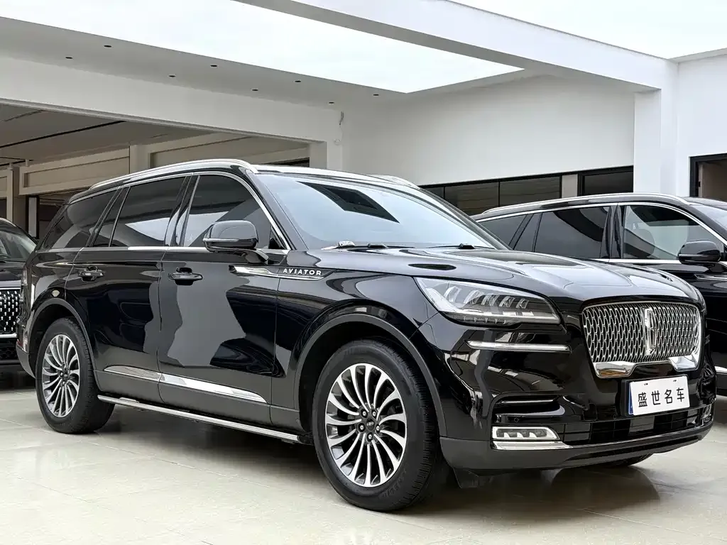 Lincoln Aviator — фото 3