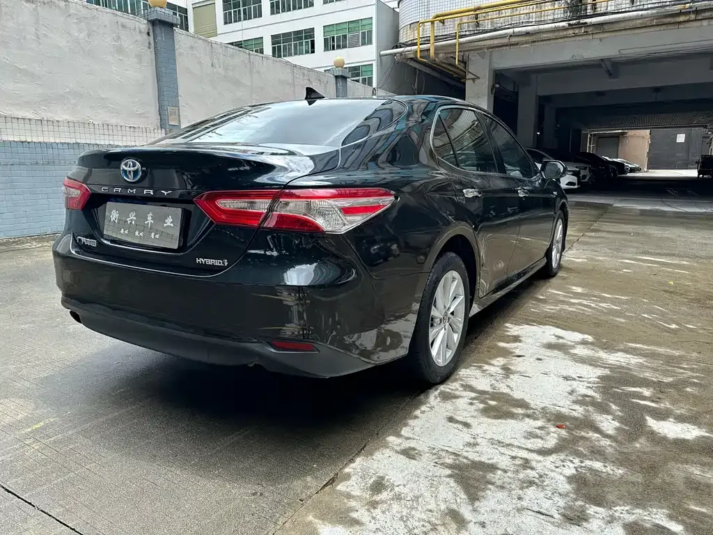 Toyota Camry 2021 из CN, фото 9