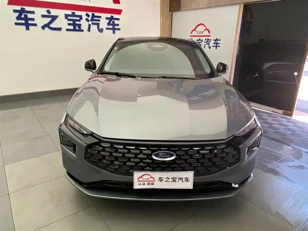 Ford Mondeo 2023 из CN, фото 2