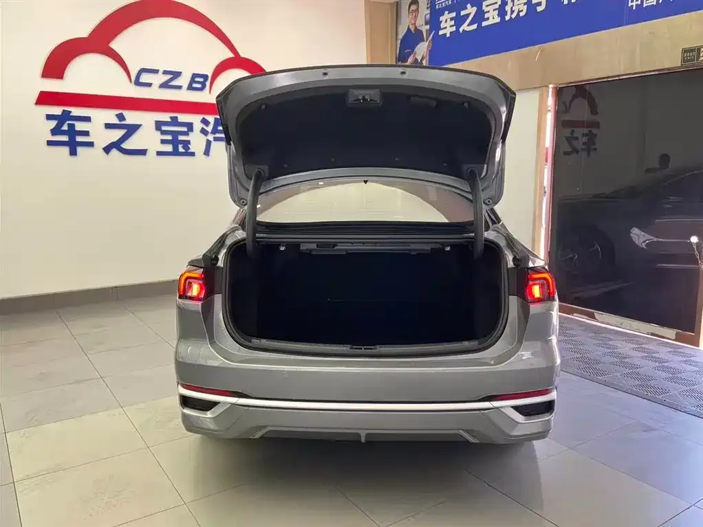 Ford Mondeo 2023 из CN, фото 9