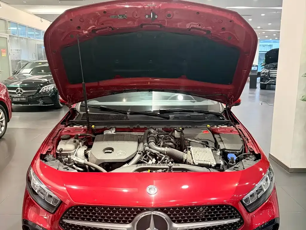 Mercedes-Benz A-Class 2023 из CN, фото 3