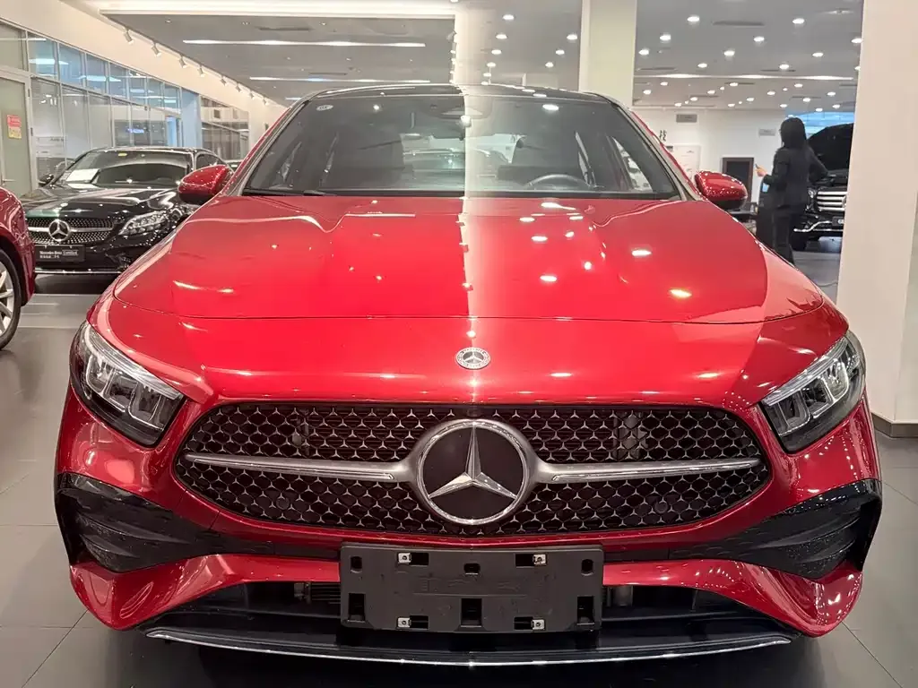 Mercedes-Benz A-Class 2023 из CN, фото 7