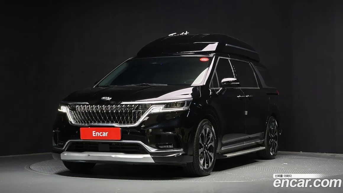 Kia Carnival — фото 1