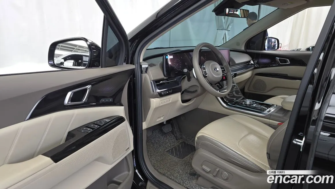 Kia Carnival — фото 10