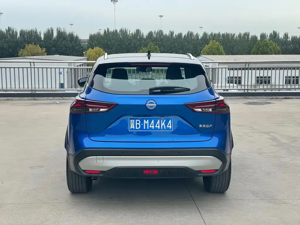 Nissan Qashqai — фото 5