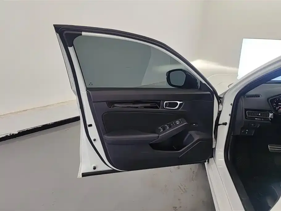 Honda Civic — фото 7
