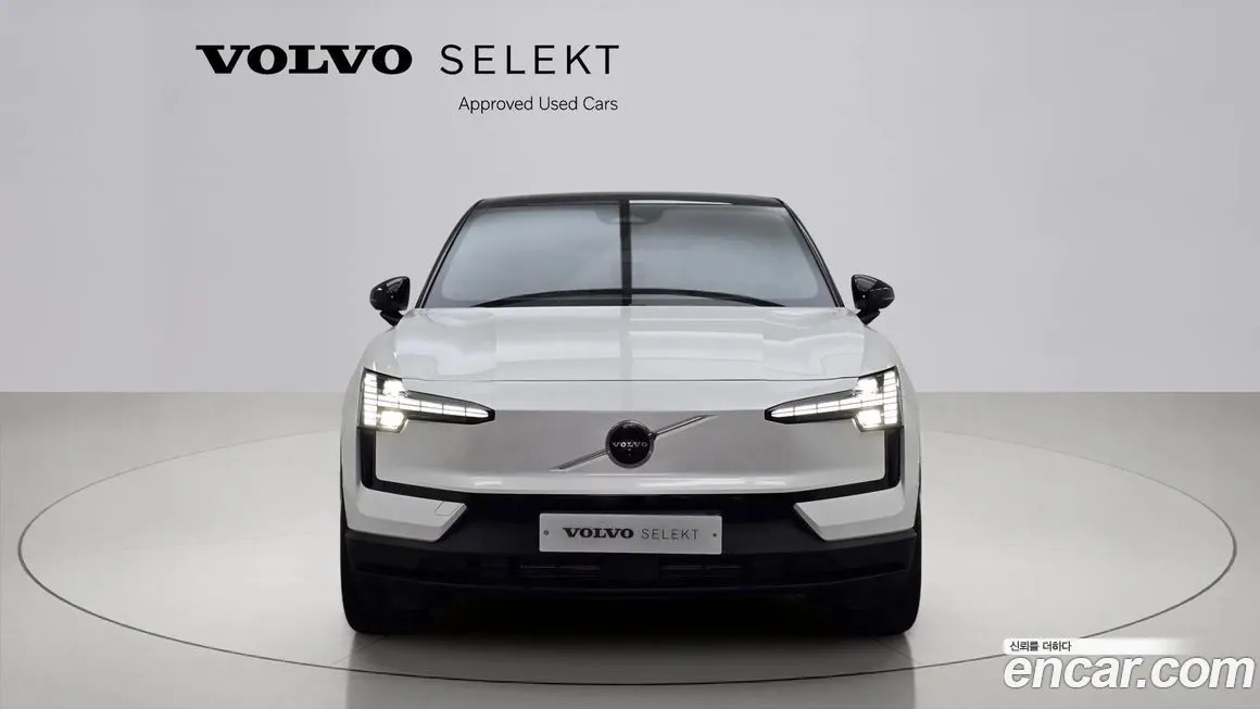 Volvo EX30 2024 из KR, фото 3
