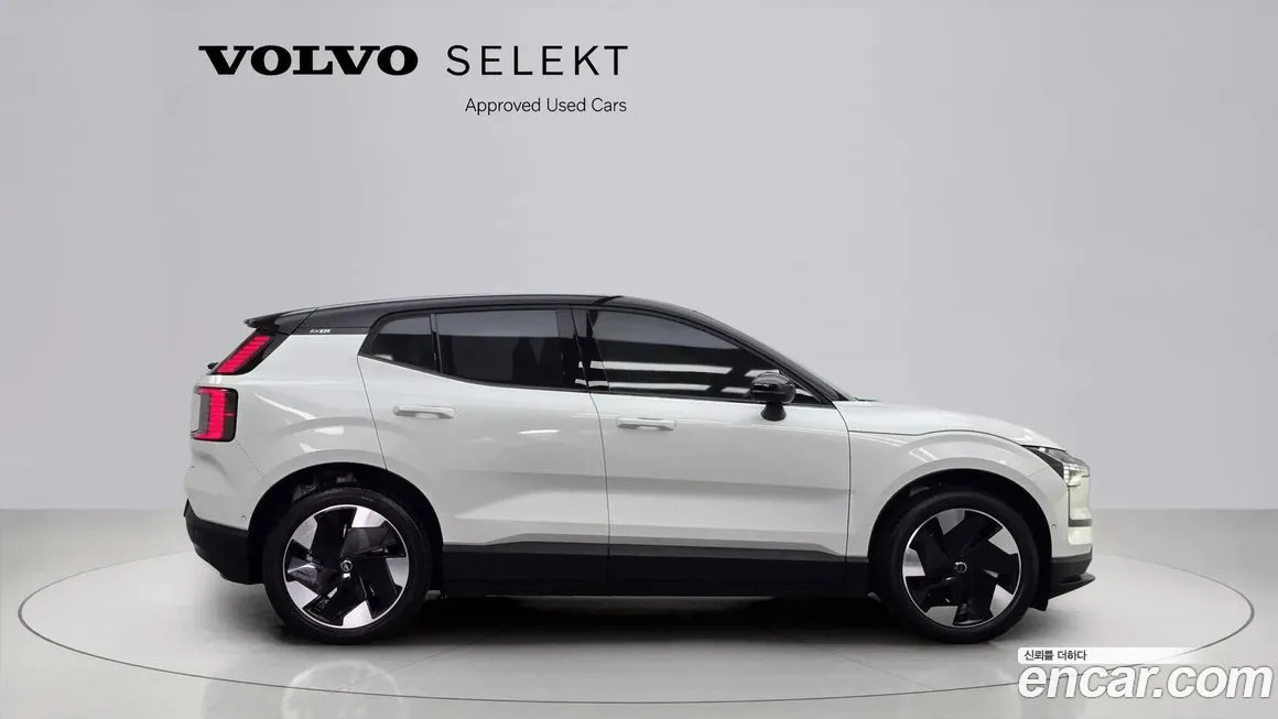 Volvo EX30 2024 из KR, фото 4
