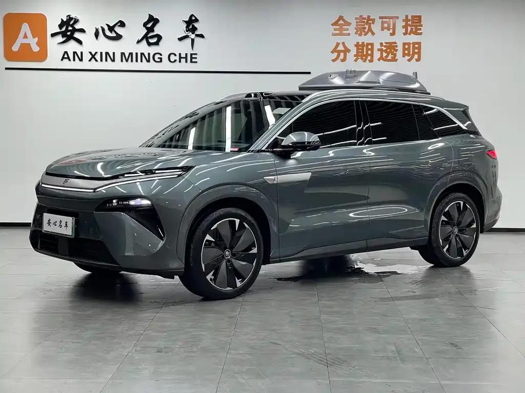 BYD Tang L — фото 1