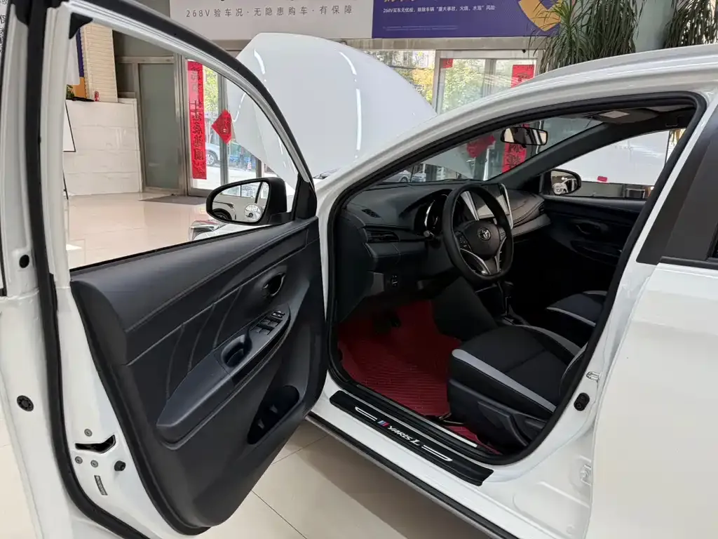 Toyota Yaris L 2022 из CN, фото 8