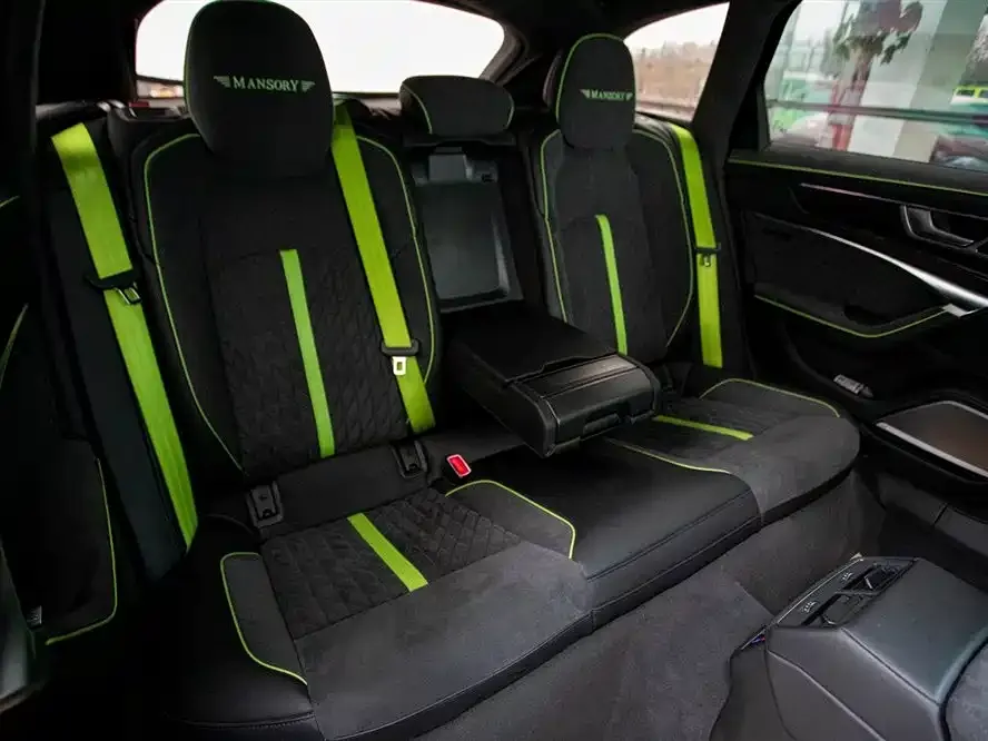 Audi RS 6 2021 из CN, фото 9
